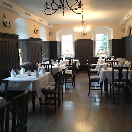 Bei Zwillings & Restaurant 3*